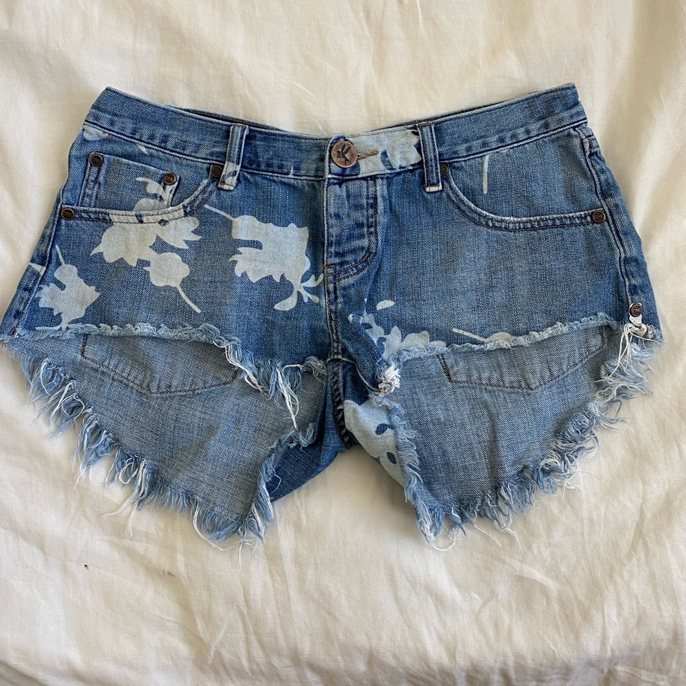 ONEx Oneteaspoon Bonitas Medium Rise Button Fly Short in Floral